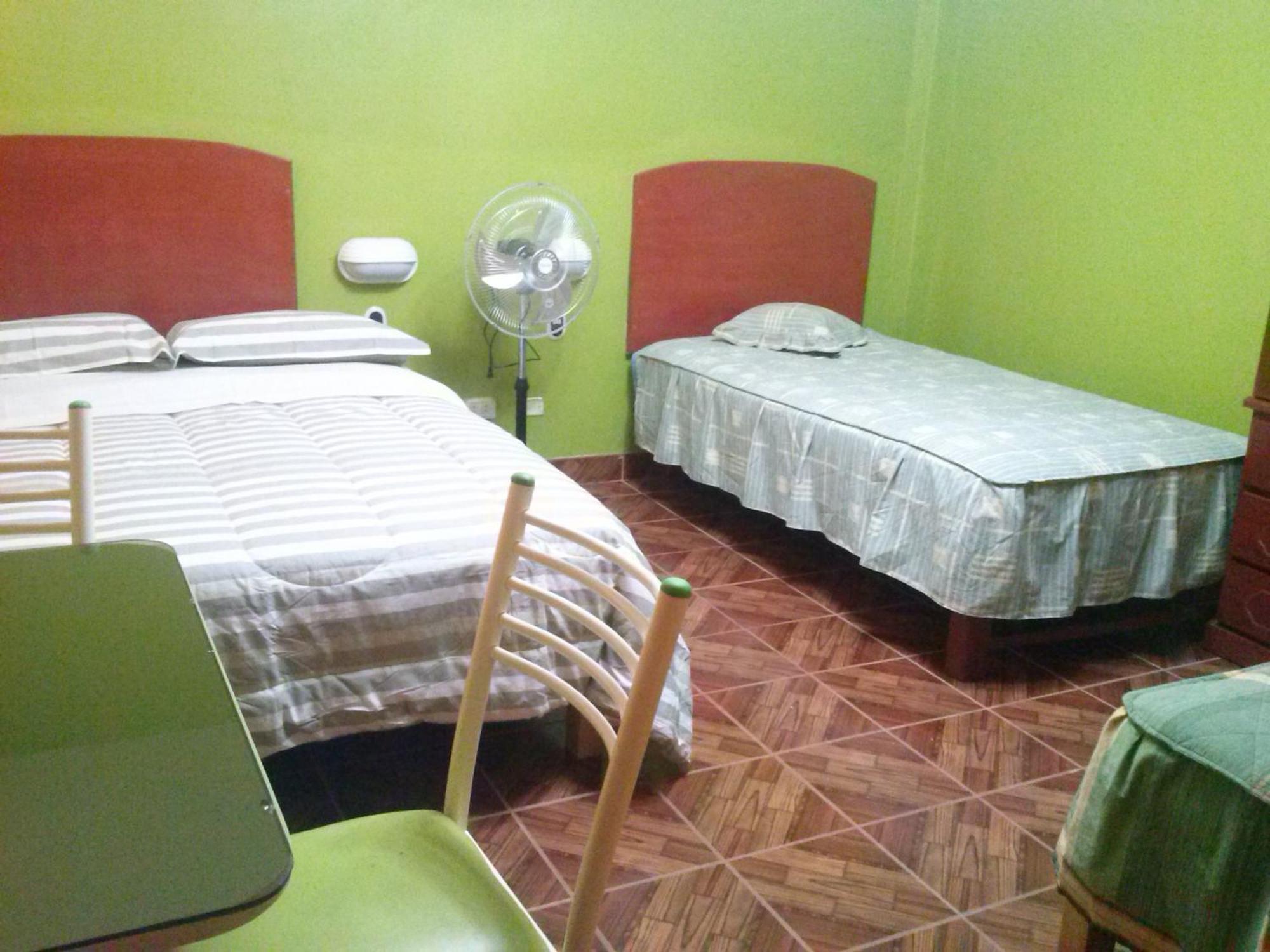 Hostal Real Alcazar Nazca Phòng bức ảnh